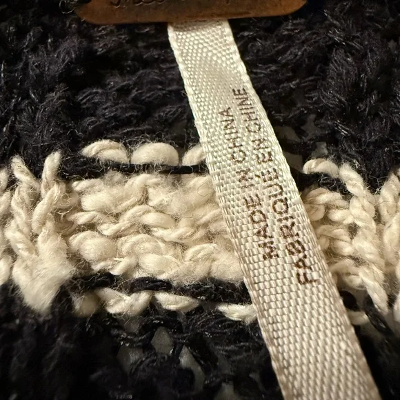 Free People Sweater Womens Small Black Striped Crop Boxy Cap Sleeve Beachy - Picture 3 of 8